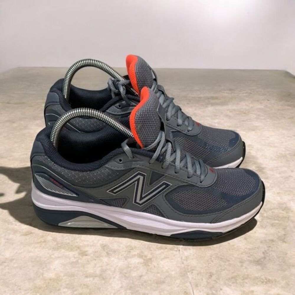 New‎ Balance 1540v3 Running Shoes Athletic Sneakers Gray Orange Women's Size 8